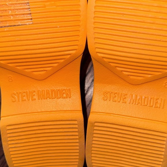 STEVE MADDEN SUPER CUTE GENTLY USED ORANGE BOHO PLATFORM SLIP ON SANDALS! - Picture 7 of 7